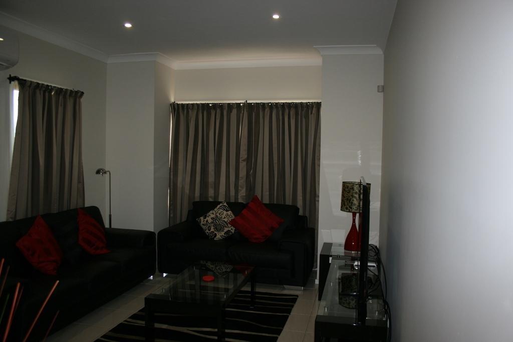Noah'S Mid City Motor Inn Muswellbrook Zimmer foto