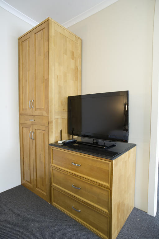 Noah'S Mid City Motor Inn Muswellbrook Zimmer foto